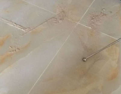 东辽瓷砖空鼓维修公司分享粘合剂选择不当在瓷砖铺贴过程中可能导致以下问题